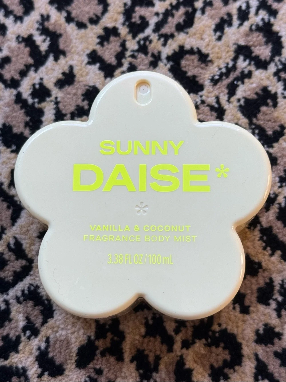 Sunny Daise body mist (NWOT)